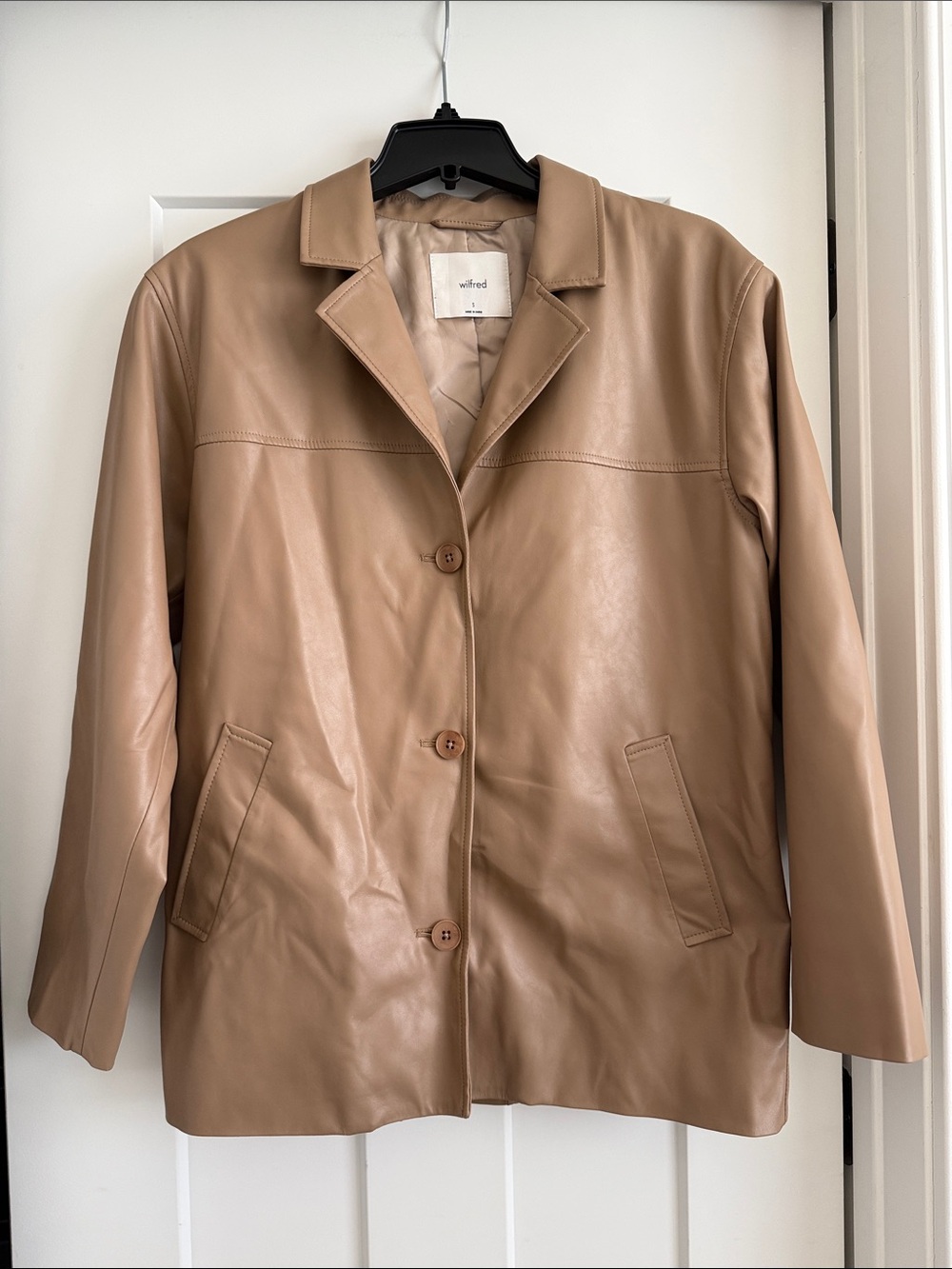 Aritzia Wilfred vegan leather blazer jacket